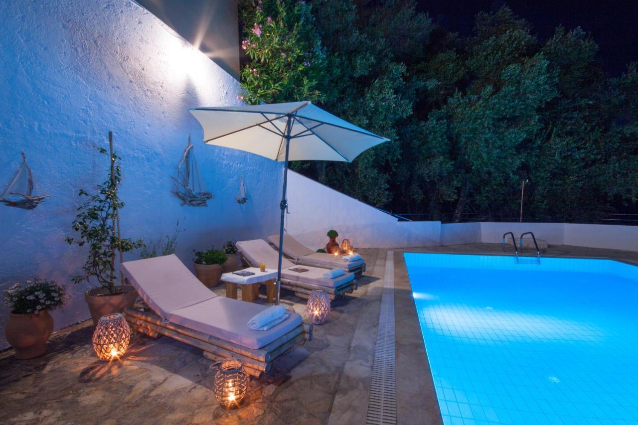 Odyssey Villas Kassiopi Exterior photo